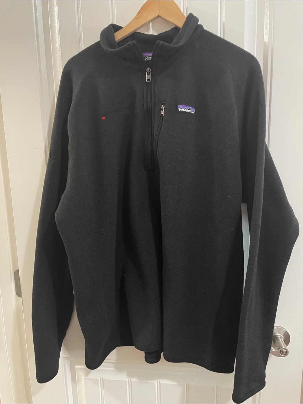 Patagonia Black Men's. 1/4 Zip Pullover